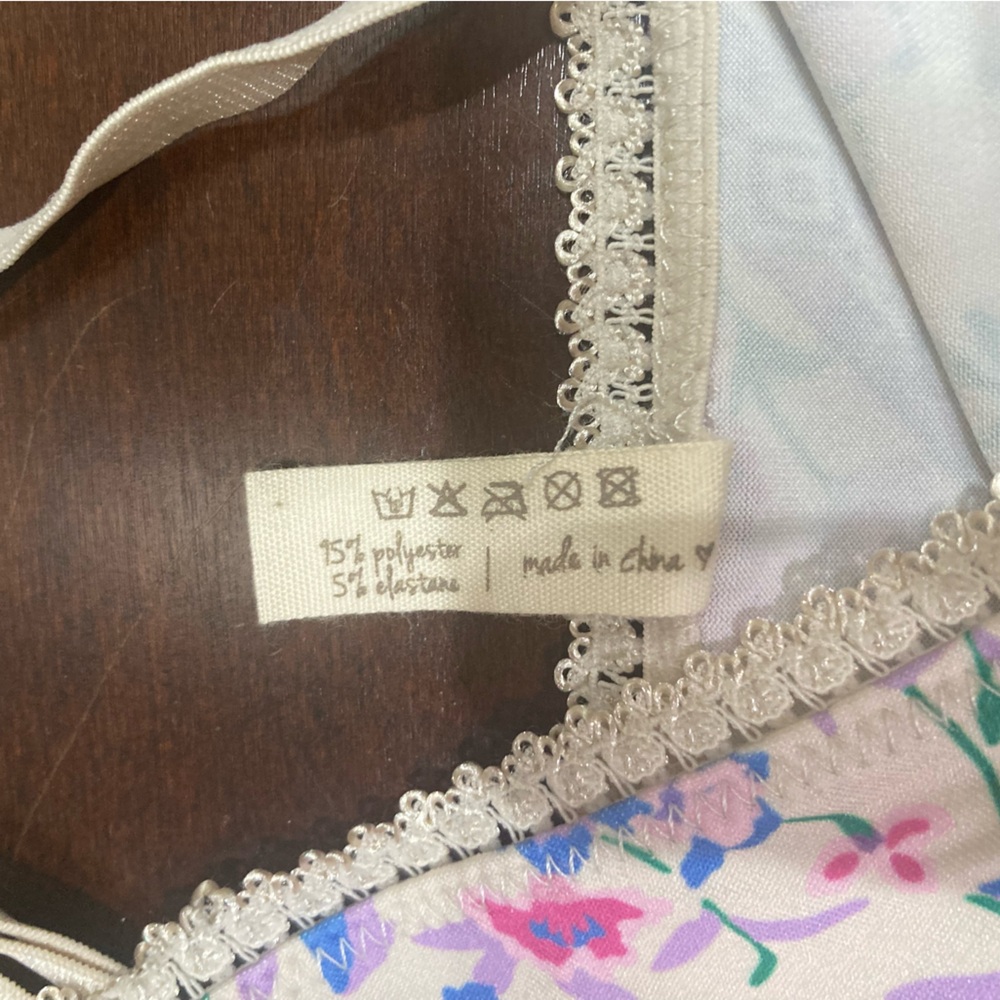 Spell Mary Kate Babushka Bralette, Size Large - Picture 6 of 8